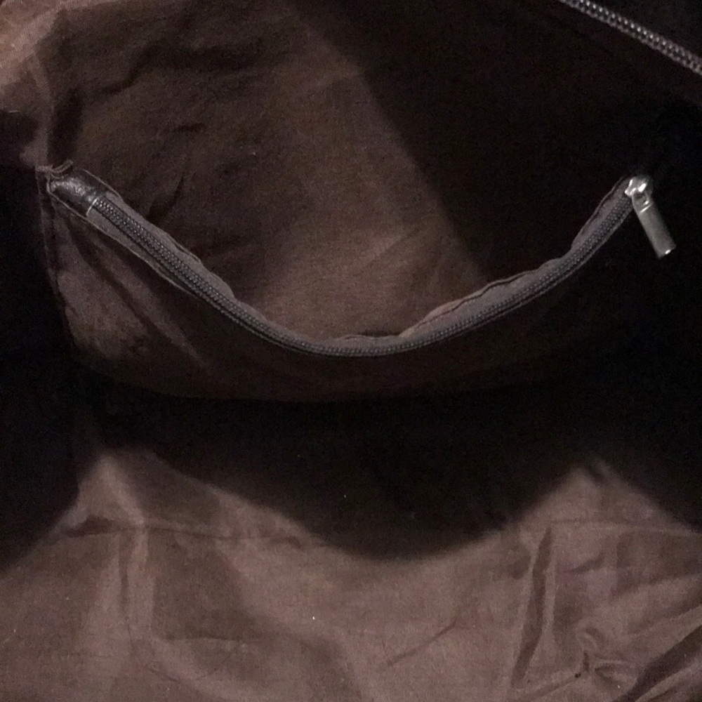 Leopard Rivet Tote Bag - Picture 5 of 6